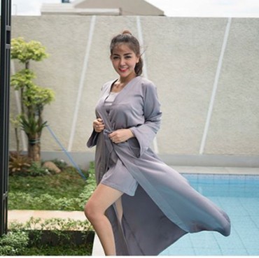 Bella Shofie Pamer Tubuh Langsing Usai Melahirkan