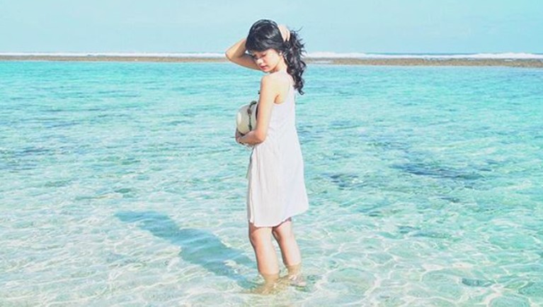 5 Potret Keseruan Gaya Liburan Annisa Aziza Liburan ke Bali Usai resmi dinikahi komedian sekaligus sutradara dan youtuber, Raditya Dika, pada Mei lalu, Annisa Aziza kini habiskan waktu berlibur di Bali.