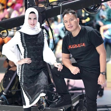 Vicky Prasetyo & Angel Lelga Kompak Tak Hadiri Sidang Mediasi