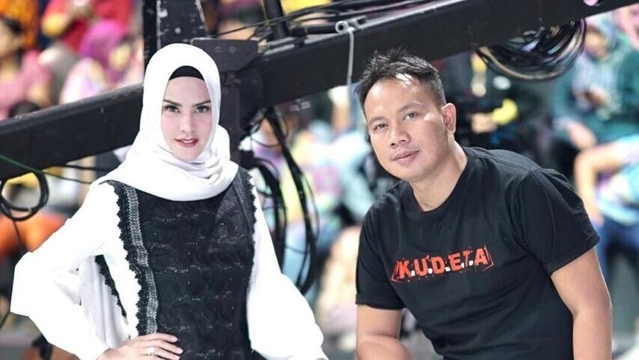 Vicky Prasetyo - Angel Lelga