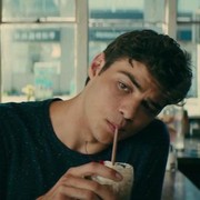 Ada Peter Kavinsky! Ini 3 Karakter Cowok di Netflix yang Jadi Pria Idaman, Ada Favorit Kamu?