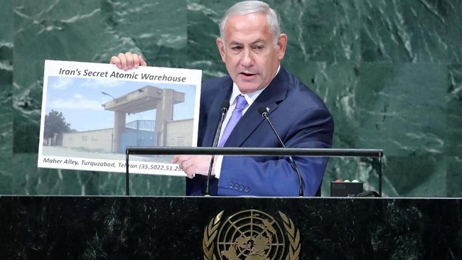 Perdana Menteri Israel Benjamin Netanyahu menuduh Iran memiliki gudang atom rahasia.