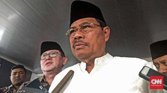 Jaksa Agung mengakui terpidana mati kasus narkotika mengulur waktu eksekusi lewat pengajuan grasi dan Peninjauan Kembali yang tak punya batas waktu pengajuan.