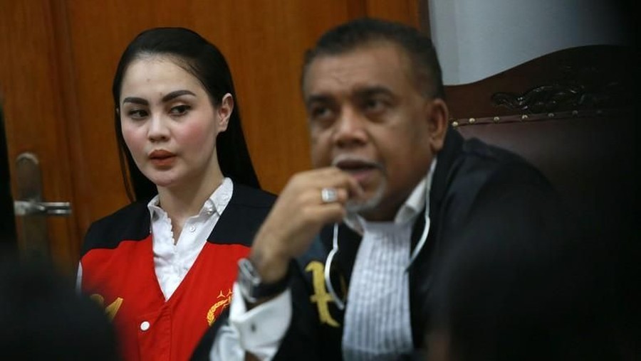 Tersandung kasus narkoba, Jennifer Dunn divonis hanya 10 bulan penjara oleh pengadilan.