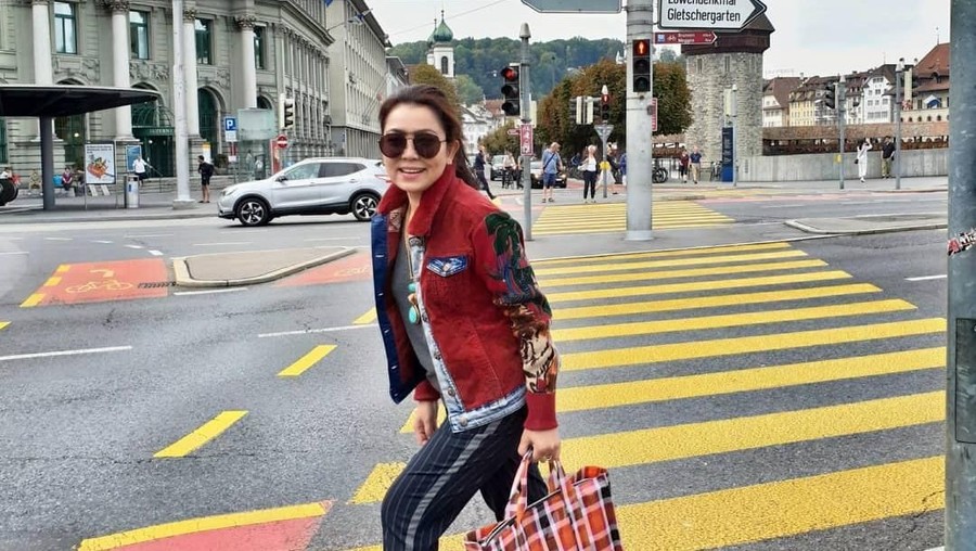 Mayangsari dihujat netizen usai ia menyebut dirinya kotoran.