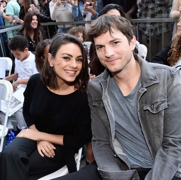Ashton Kutcher Tuduh Mila Kunis Selingkuh & Nonton Film Porno di Rumah