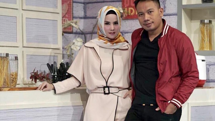 Vicky Prasetyo - Angel Lelga