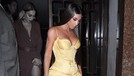 Nagita Slavina mempunyai jepit rambut yang mirip seperti milik Kim Kardashian yang harganya bikin kantong jebol&period;
