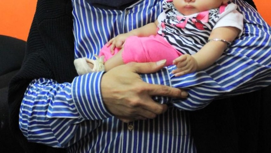 Jupiter Fortissimo sempat mengunggah foto tengah menggendong seorang bayi perempuan. Banyak yang mengira jika bayi itu adalah anak dari Jupiter.