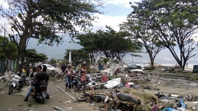 BMKG mencatat 90 gempa susulan dengan magnitudo berbeda, masih terjadi hingga Sabtu (29/9) di Donggala dan Palu, Sulawesi Tengah.