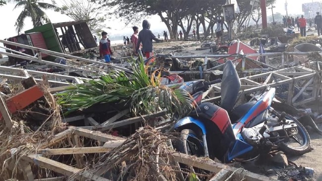 Facebook mengaktifkan Safety Check atau Pemeriksaan Keselamatan setelah gempa bumi berkekuatan 7,4 skala richter di Donggala dan Tsunami Palu.