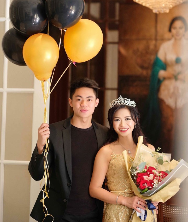 Keseharian Puspa Dewi, Si Ibu Awet Muda Bersama Kedua Anaknya