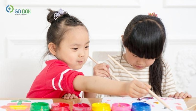 Mengenal bakat anak sejak dini bisa dilakukan Bunda dan Ayah melalui tiga cara ini.