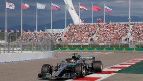 Lewis Hamilton Raih Pole di GP Amerika Serikat, Vettel Kedua