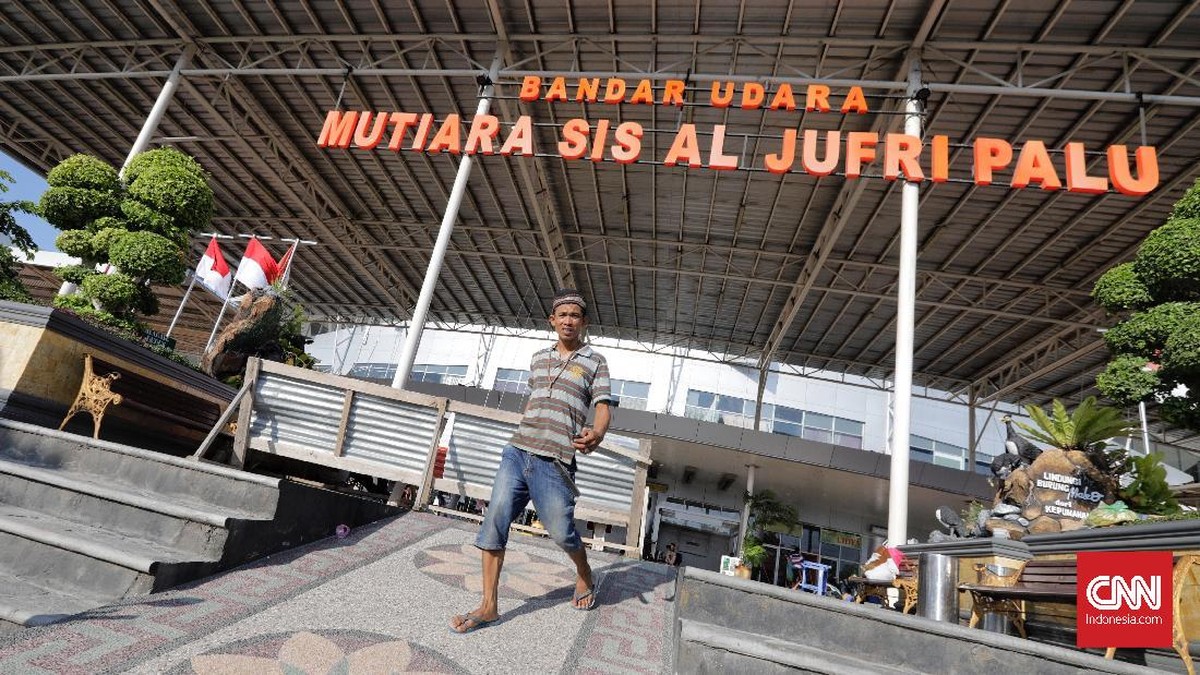 FOTO : Bandara Mutiara Evakuasi Korban Gempa Palu
