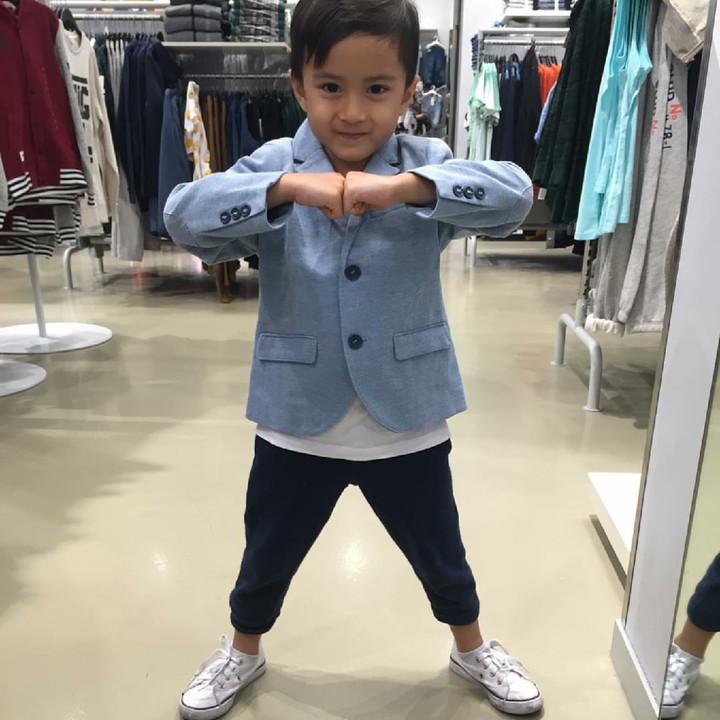 <p>Sudah umur 7 tahun, gaya Keefe makin kece deh. (Foto: Instagram/keefebazli)</p>