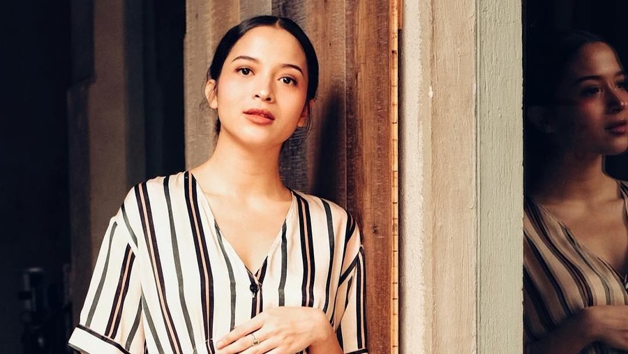 Putri Marino mengaku sedang sakit punggung dan tak berani periksa ke dokter.