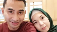 <p>Ini dia pebulutangkis tunggal putra Indonesia, Tommy Sugiarto bersama sang istri, Annisa Nur Ramadhani. (Foto: Instagram/annisanurramadhani)</p>