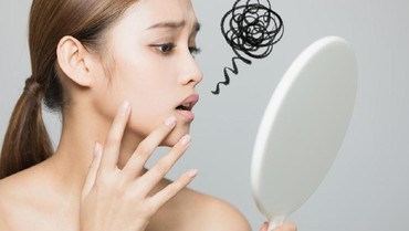 img-title Ahli Dermatologis Ungkap Manfaat Linoleic Acid untuk Kulit Wajah