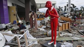 FOTO: Aksi Penjarahan Toko di Palu