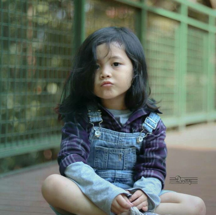 <p>Kenalan yuk, Bun, sama Neisya Aprilia, bocah cilik asal Bandung yang udah pintar bergaya di depan kamera. (Foto: Instagram/neisya_aprilia)</p>