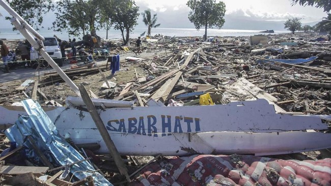 Inggris berencana mengirim tim ahli bantuan dan dana Rp39,1 miliar untuk bantu penanganan pascabencana gempa dan tsunami di Palu dan Donggala.