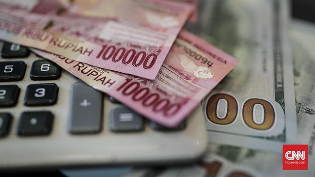 Nilai tukar rupiah berada di posisi Rp14.755 per dolar Amerika Serikat (AS) pada perdagangan pasar spot pagi ini, Senin (12/11).