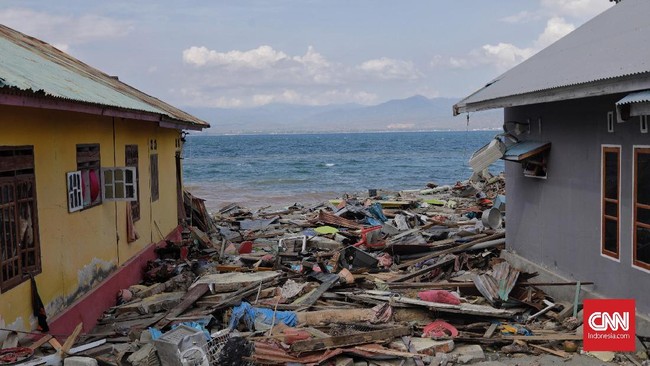 Berbagai perangkat bisa digunakan untuk mendeteksi tsunami dan gempa. Salah satunya adalah Tide Gauge.