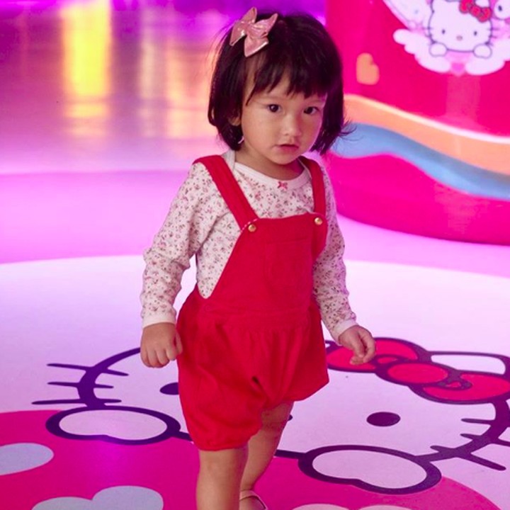 <p>Selain cantik Salma juga menggemaskan banget. (Foto: Instagram @atiqahhasiholan)</p>