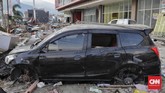 FOTO: Mobil dan Motor Korban Gempa Palu yang 'Ditelanjangi' Sejumlah kendaraan baik mobil dan motor yang terkena bencana gempa dan tsunami di sekitar Palu Grand Mall menjadi korban orang-orang tidak bertangung jawab.