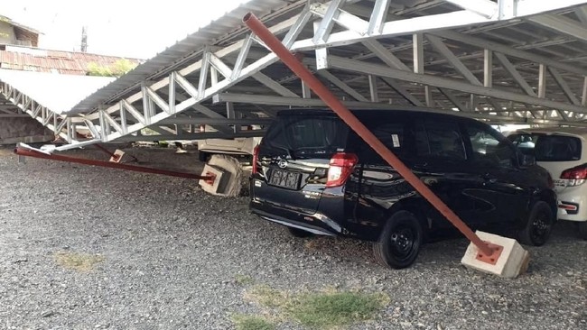 Pelayanan dealer mobil dihentikan untuk sementara sampai kondisi Palu dan sekitarnya dinyatakan normal.