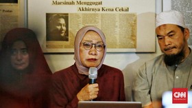 Kominfo Ancam Pidana Penyebar Foto Lebam Ratna Sarumpaet