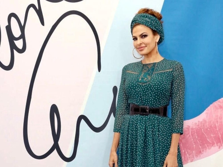 Beberapa artis Hollywood yang memilih hidup sederhana ditengah kekayaannya yang melimpah.