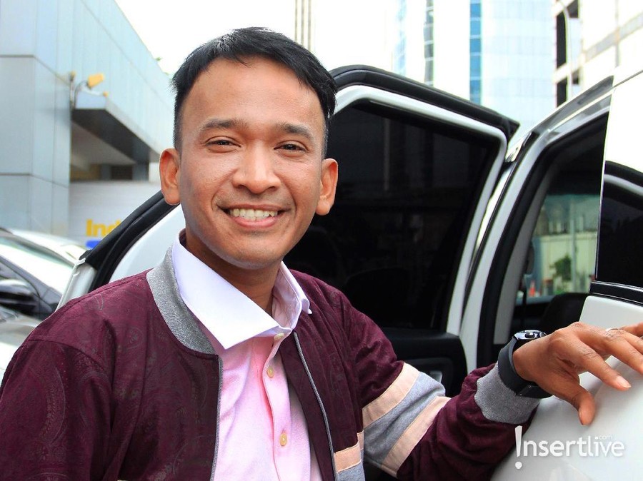 Baru-baru ini publik tengah dihebohkan dengan kabar artis yang mengalami kejadian mistis.