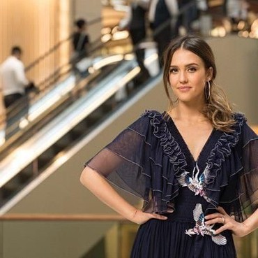 Harta Berlimpah, 6 Artis Hollywood Ini Pilih Hidup Sederhana