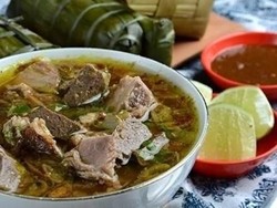 Resep Coto Makassar Asli Lengkap dengan Sambal Tauco