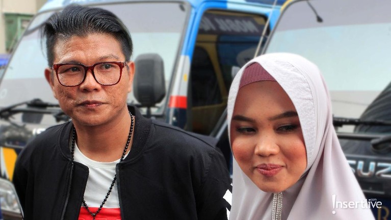 Andika mengakui menjalani proses Ta'aruf bersama calon istri kelimanya, Evi, saat ditemui di studio Trans TV, Jakarta (3/10).