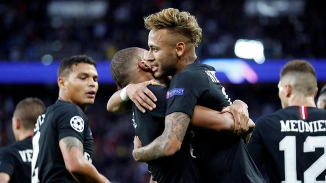 Sebanyak lima fakta menarik tersaji di balik hattrick Neymar saat membantu Paris Saint-Germain menggasak Red Star Belgrade 6-1.