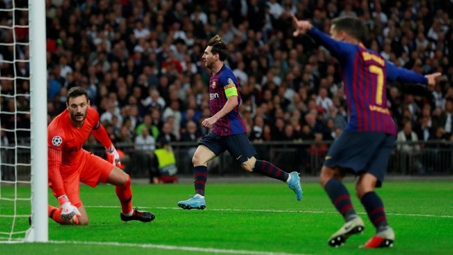 Barcelona sukses mempecundangi Tottenham Hotspur dengan skor 4-2 pada laga kedua Grup B Liga Champions yang digelar di Stadion Wembley, London.