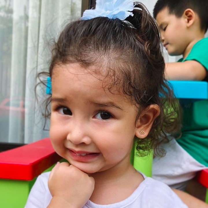 <p>Lihat senyum Seraphina, Bun, bikin Sabtu kita makin ceria ya. (Foto: Instagram @yaswildblood)</p>