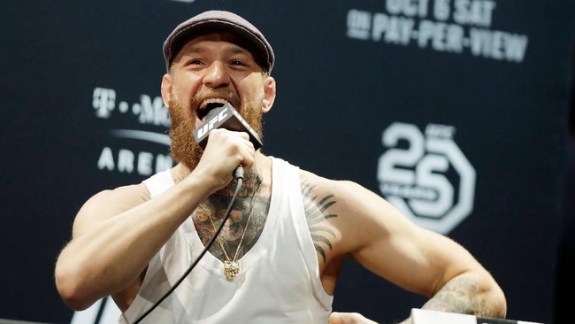 Petarung asal Brasil Claudio Silva mengancam akan bikin pingsan Conor McGregor karena diabaikan pihak Ultimate Fighting championship (UFC).