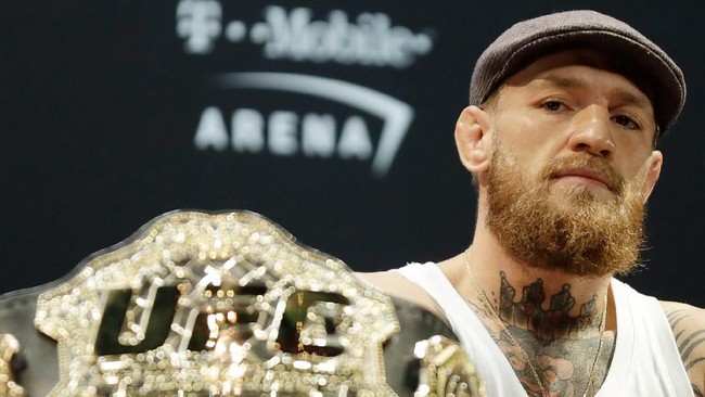 Manajer Conor McGregor, Audie Attar, mengatakan bakal menunggu masa hukuman Khabib Nurmagomedov untuk rematch di UFC.