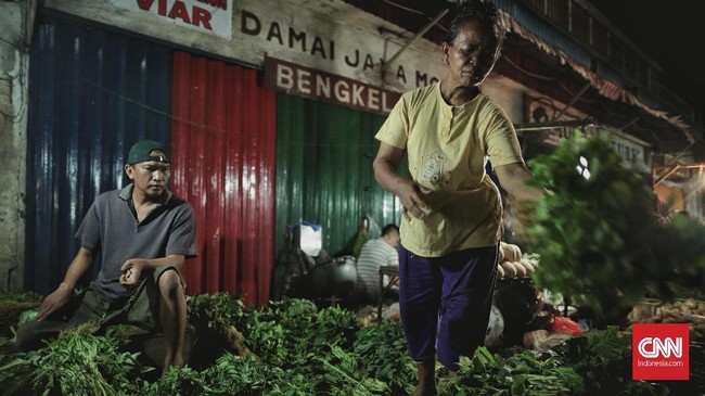 BPS mengingatkan potensi kenaikan harga sayuran sebagai dampak cuaca buruk di sejumlah kota.