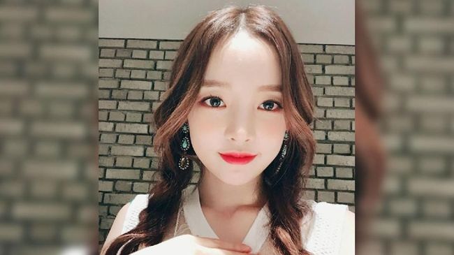 Goo Hara menangis saat membacakan sebuah surat menyentuh untuk penggemar, berisi terima kasih soal dukungan saat ia menghadapi kasus kekerasan dalam hubungan.