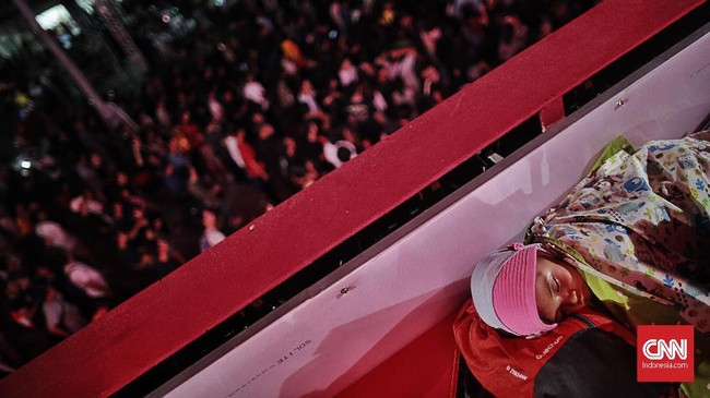FOTO: Dari Dangdut Sampai Mandi Air di Synchronize Fest 2018