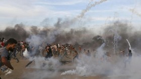 Balas Serangan Roket, Israel Bom Basis Hamas di Gaza