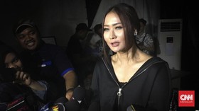 Inul Berharap Luhut Bisa Kembalikan Jam Operasional Karaoke