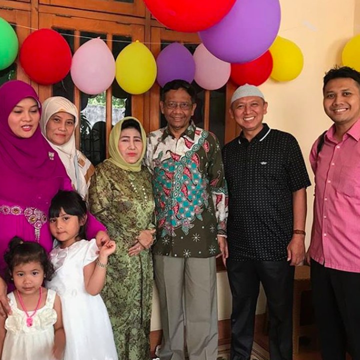 <p>Mahfud MD menghadiri ulang tahun salah satu cucunya, Irada Savinova, yang tahun ini genap berumur 6 tahun. (Foto: Instagram/ @mohmahfudmd)  </p>