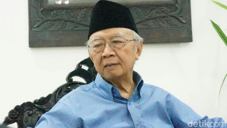 Gus Sholah yang diketahui sebagai salah satu tokoh NU meninggal dunia. Adik kandung Gus Dur ini wafat setelah mendapatkan perawatan jantung di rumah sakit.