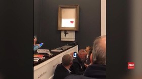 VIDEO: Laku Puluhan Miliar, Lukisan Banksy Dihancurkan